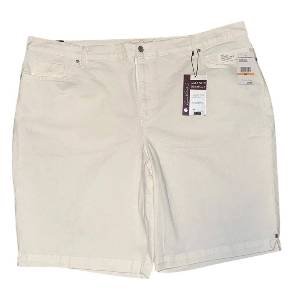 Gloria Vanderbilt Amanda Bermuda Shorts Size 18 Vintage White Flex Stretch